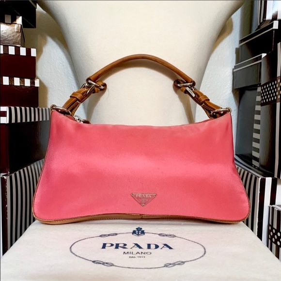 AUTHENTIC🌟BEAUTIFUL🌟PRADA🌸PINK HOBO BAG! - Picture 1 of 16
